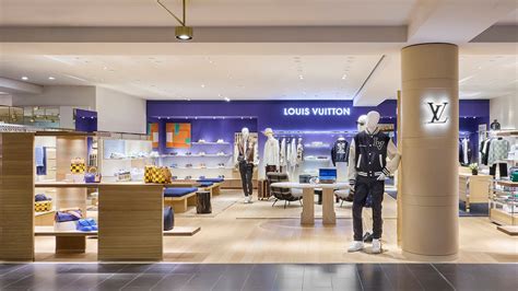 louis vuitton assunzioni milano|louis vuitton milano rinascente.